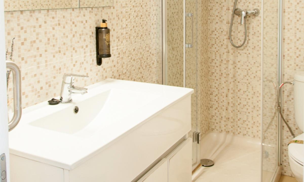 Baño Apartamentos Concorde Alicante Baño Apartamentos Concorde Alicante